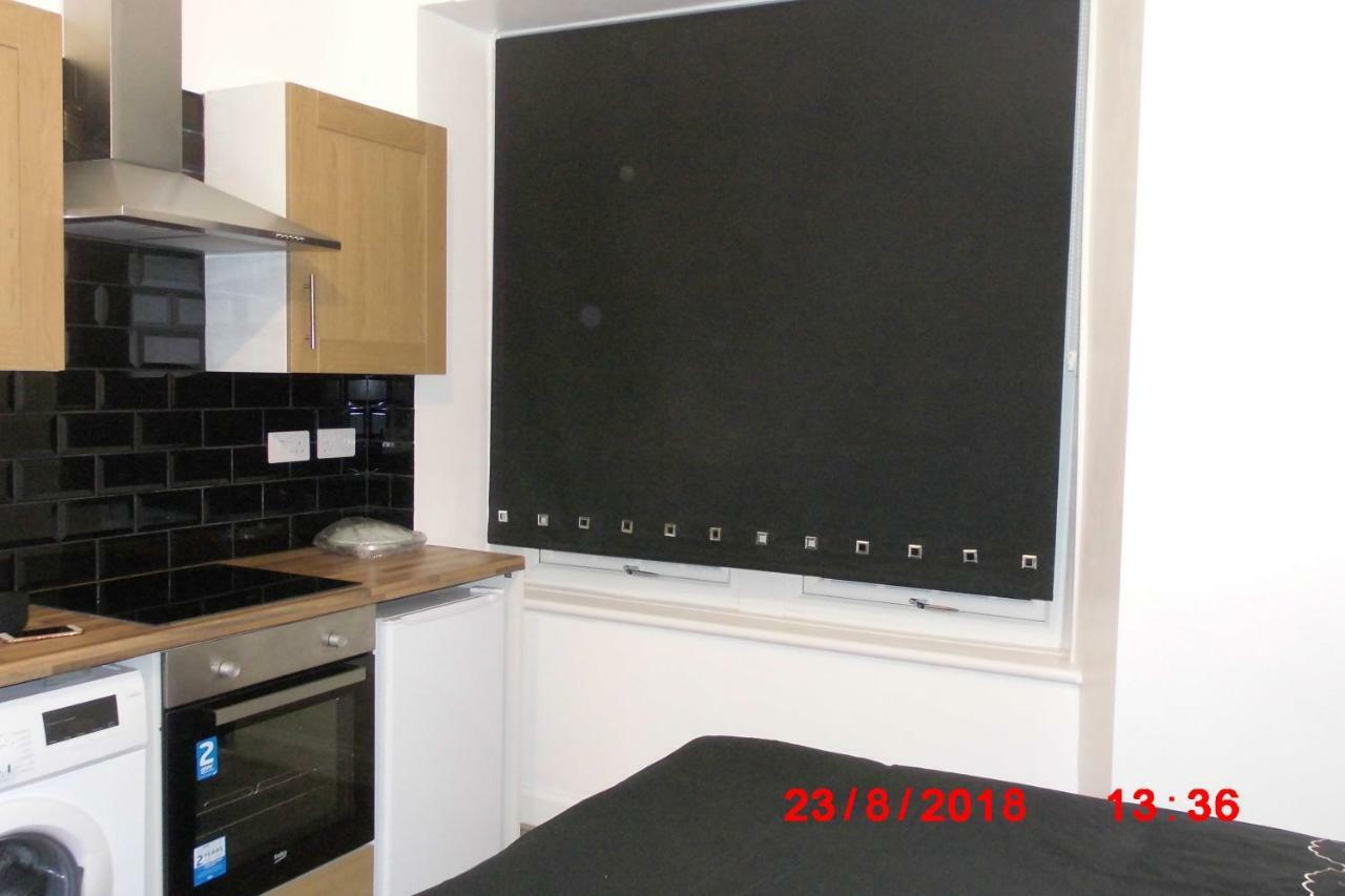 223 Neilston Road Lejlighed Paisley Eksteriør billede